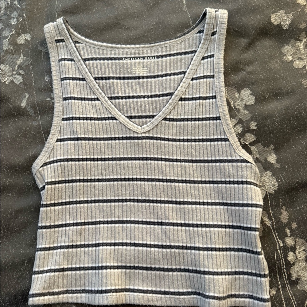 American Eagle Outfitters Gray Ribbed Crop Tank Top Size Large
